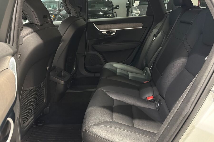 Volvo V90 Cross Country vaihtoauto