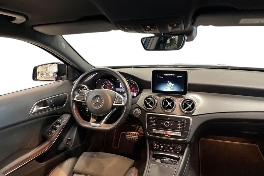 Mercedes-Benz GLA vaihtoauto