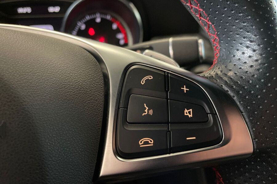 Mercedes-Benz GLA vaihtoauto