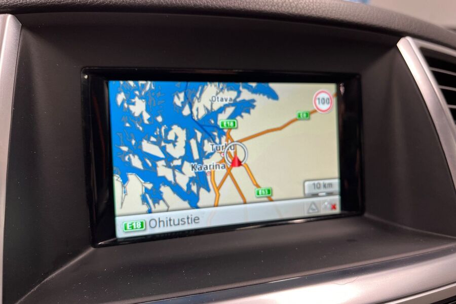 Mercedes-Benz ML vaihtoauto