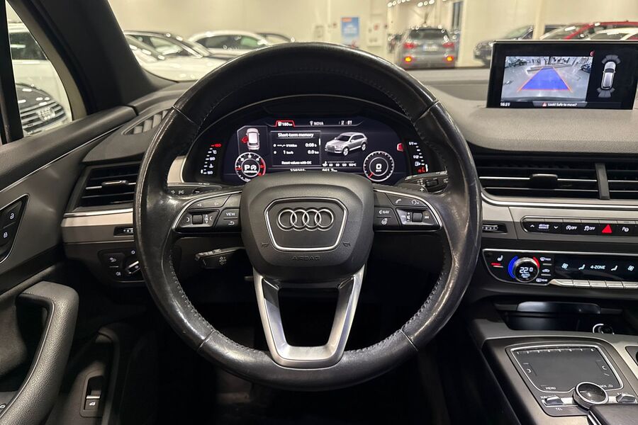 Audi Q7 vaihtoauto