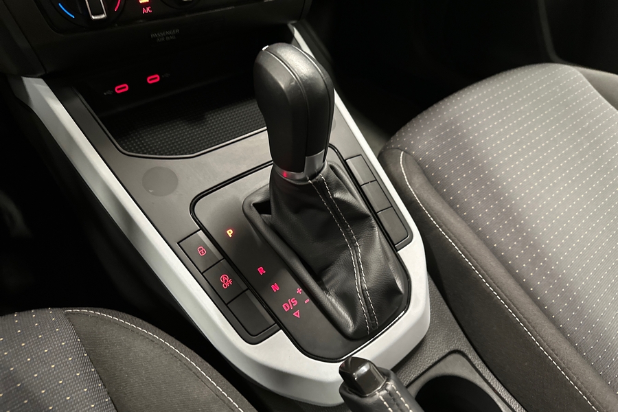 SEAT Arona vaihtoauto