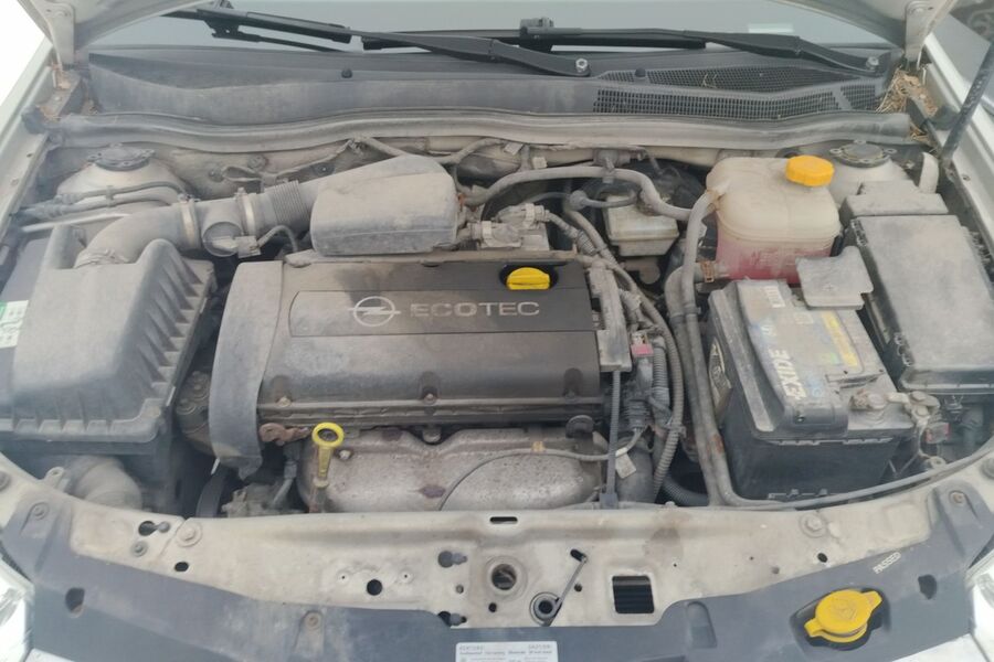 Opel Astra vaihtoauto