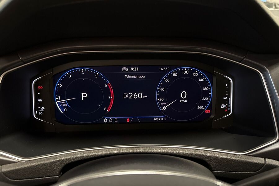 Volkswagen T-Roc vaihtoauto