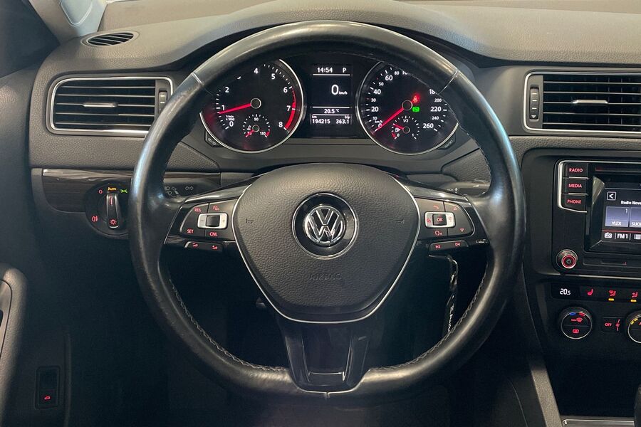 Volkswagen Jetta vaihtoauto
