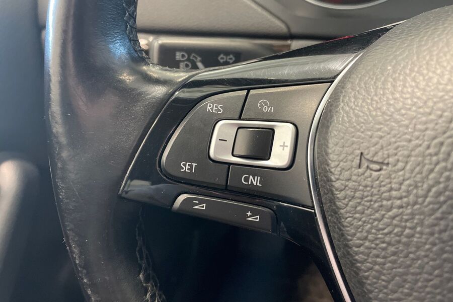 Volkswagen Jetta vaihtoauto