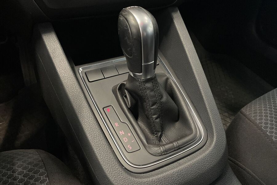 Volkswagen Jetta vaihtoauto