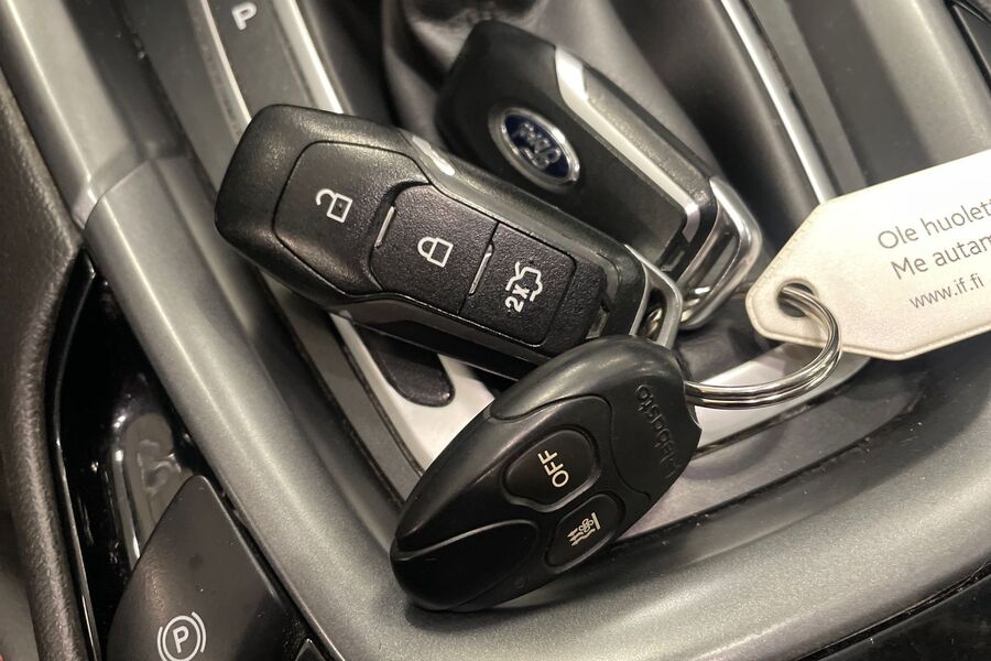 Ford Mondeo vaihtoauto