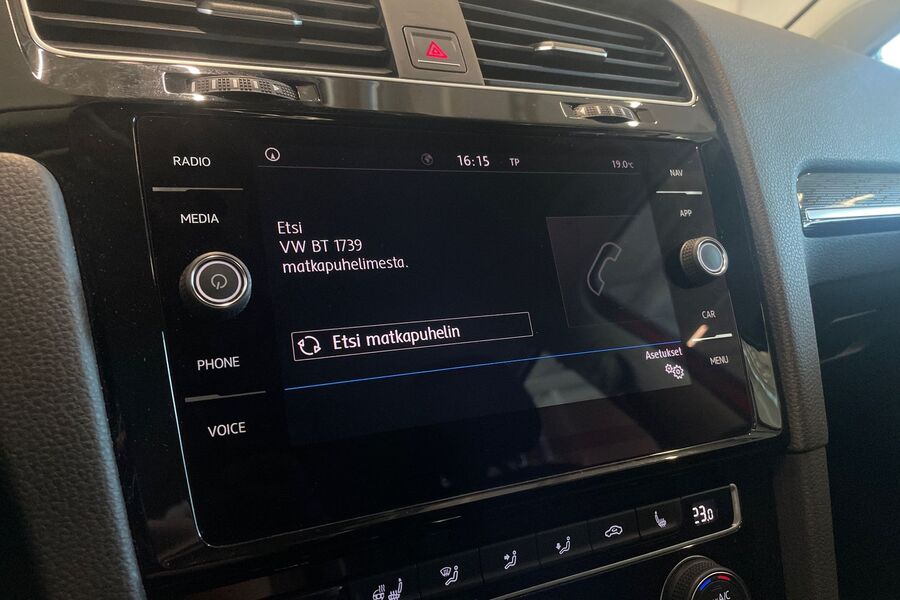 Volkswagen Golf vaihtoauto