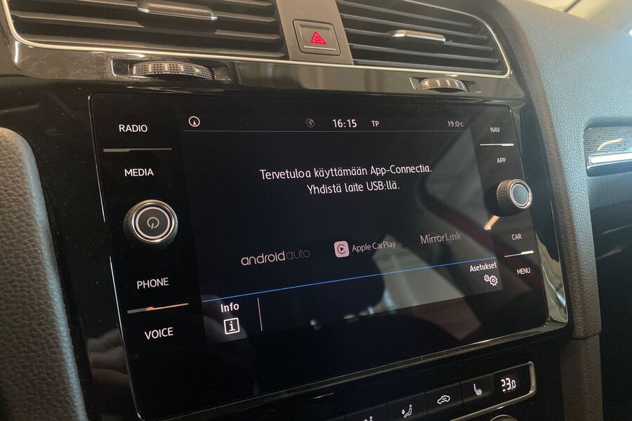 Volkswagen Golf vaihtoauto