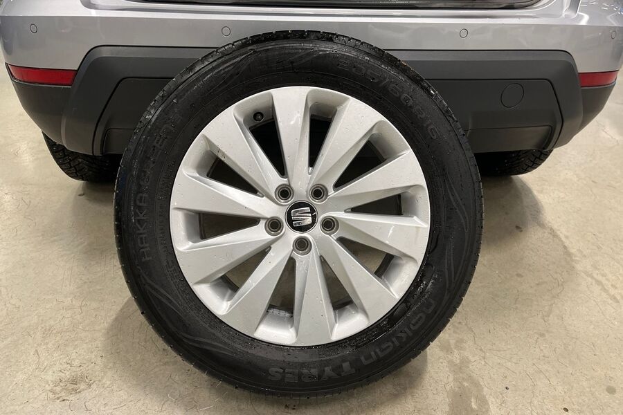 SEAT Arona vaihtoauto