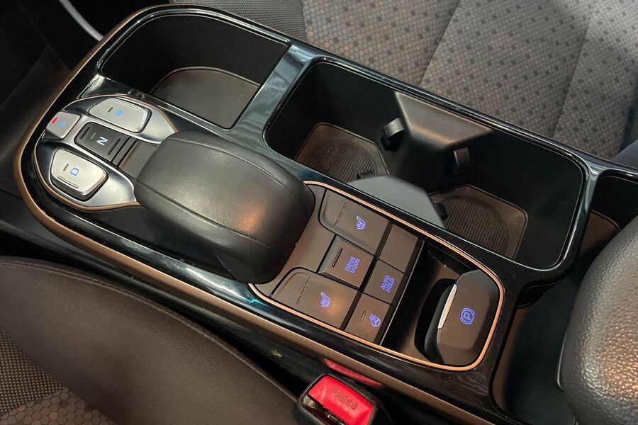 Hyundai IONIQ electric vaihtoauto