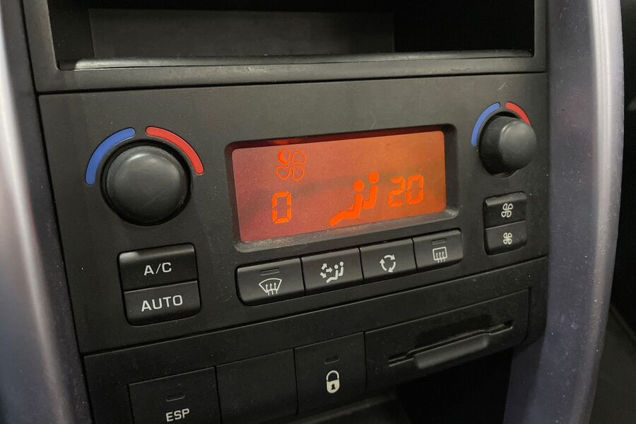 Peugeot 207 vaihtoauto