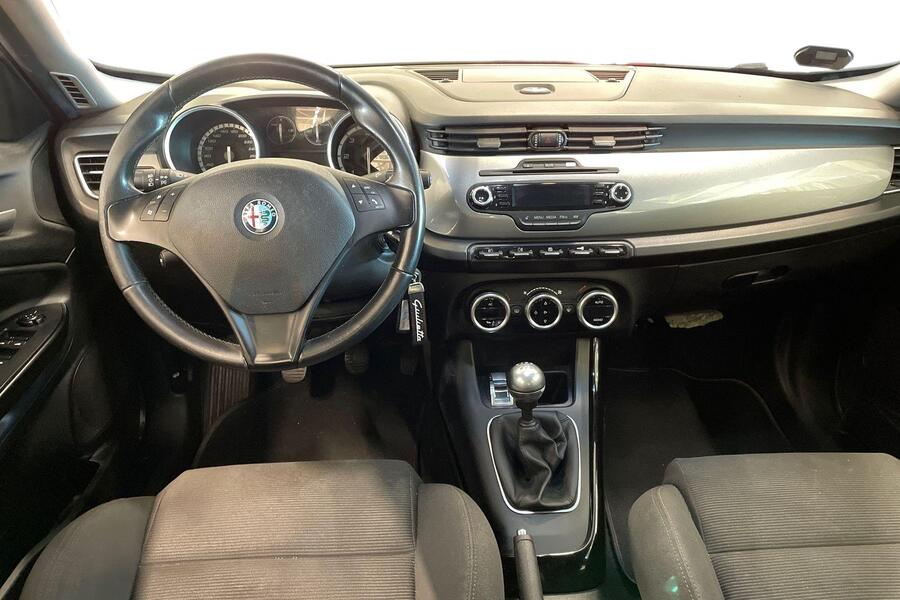 Alfa Romeo Giulietta vaihtoauto