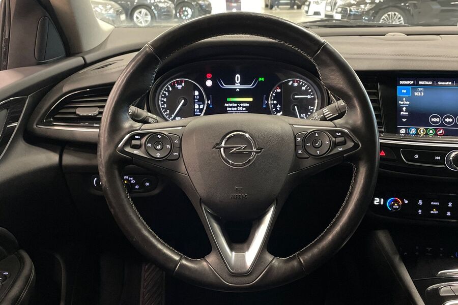 Opel Insignia vaihtoauto