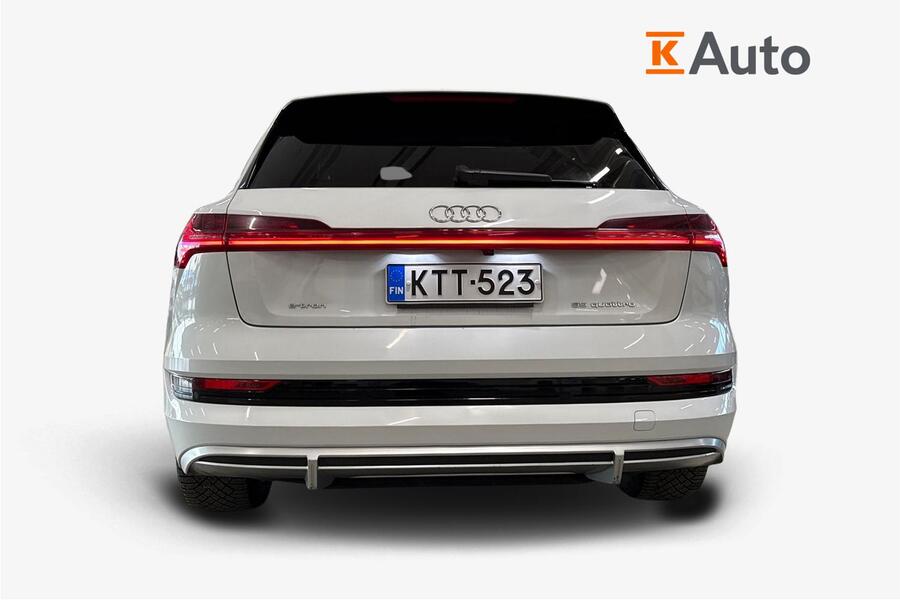 Audi e-tron vaihtoauto