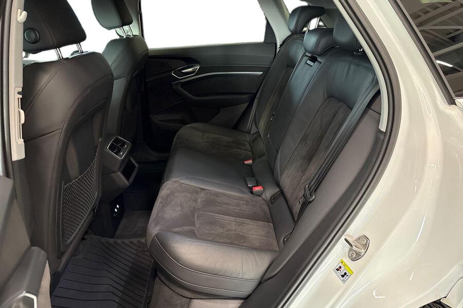 Audi e-tron vaihtoauto