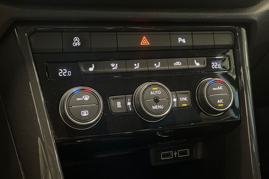 Volkswagen T-Roc vaihtoauto