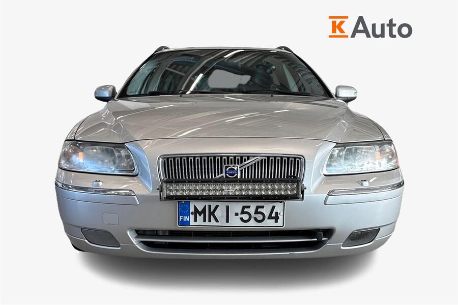 Volvo V70 vaihtoauto