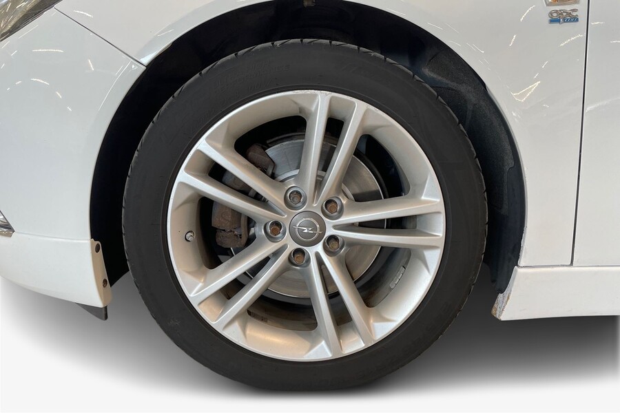 Opel Insignia vaihtoauto