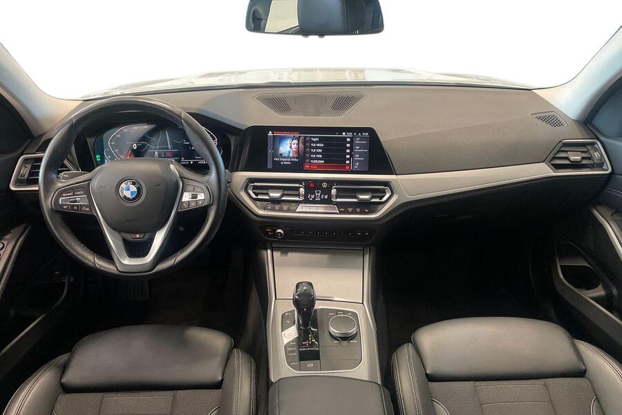 BMW 320 vaihtoauto