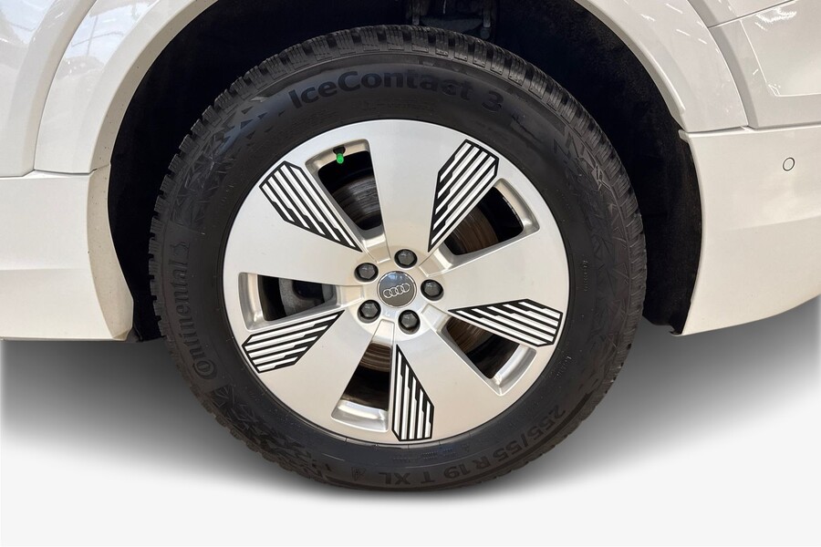 Audi Q8 e-tron vaihtoauto