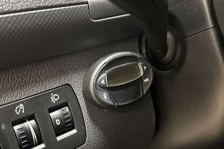 Volkswagen Caddy Maxi vaihtoauto