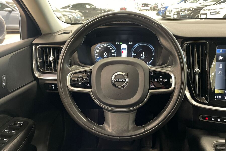 Volvo V60 vaihtoauto