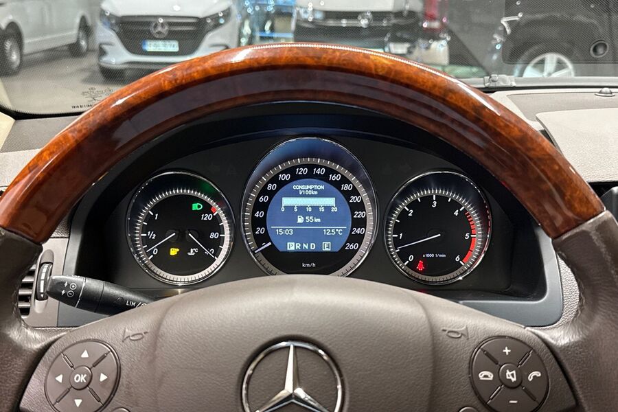 Mercedes-Benz C vaihtoauto
