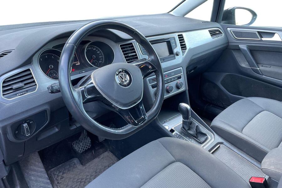 Volkswagen Golf Sportsvan vaihtoauto