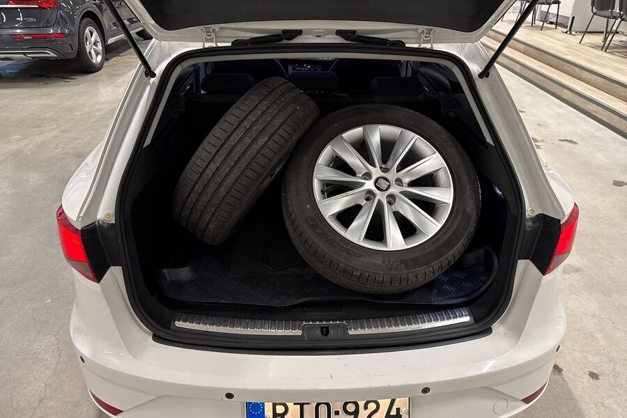 SEAT Leon ST vaihtoauto