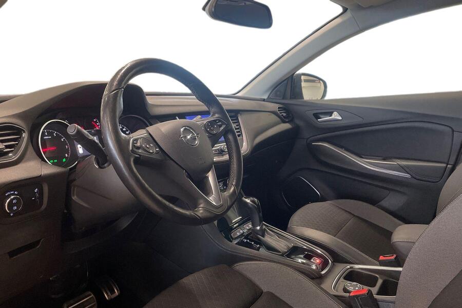 Opel Grandland X vaihtoauto