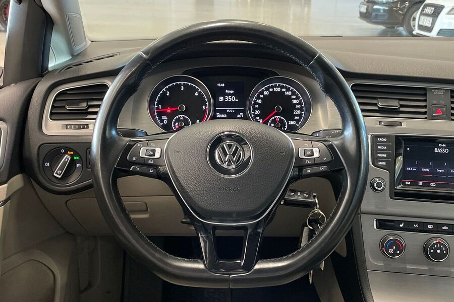 Volkswagen Golf vaihtoauto