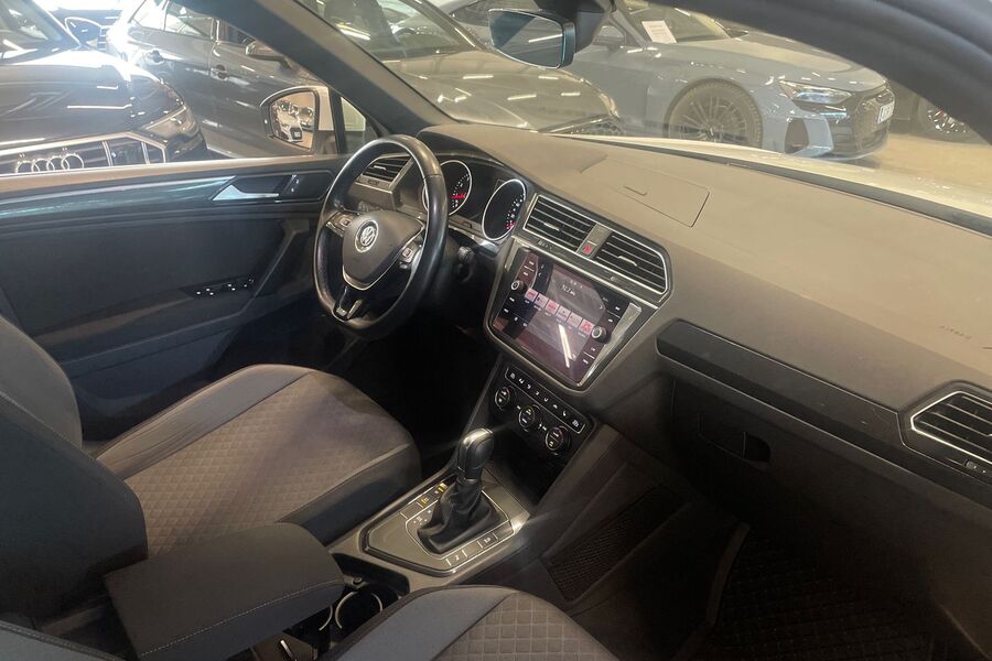 Volkswagen Tiguan vaihtoauto