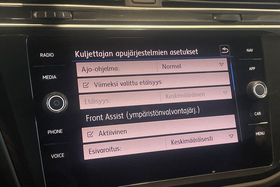 Volkswagen Tiguan vaihtoauto