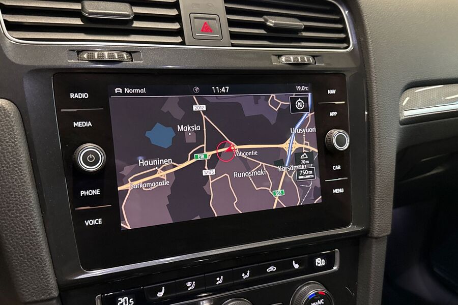 Volkswagen Golf vaihtoauto