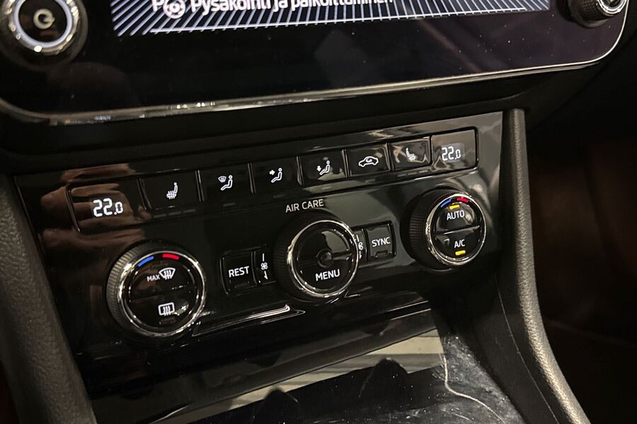 Skoda Superb vaihtoauto