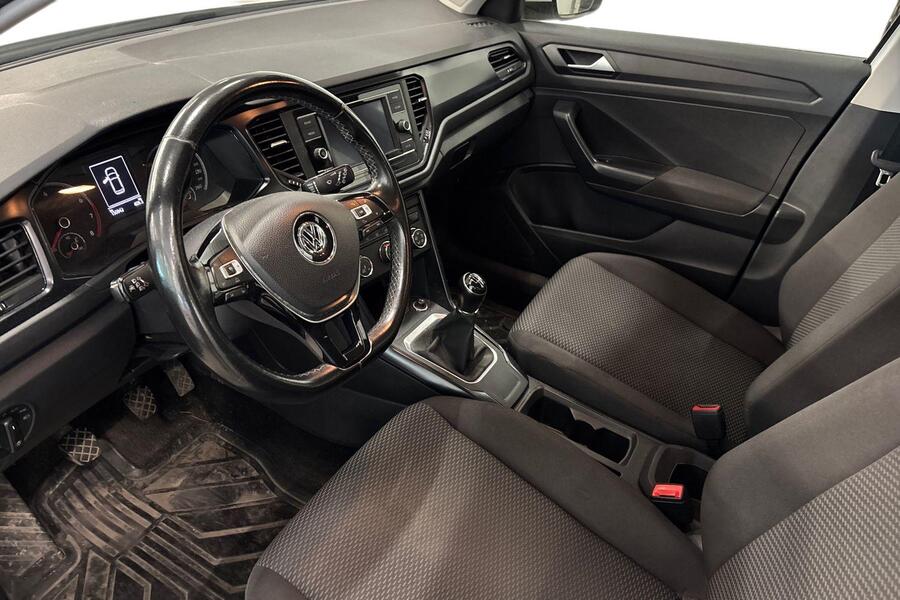 Volkswagen T-Roc vaihtoauto