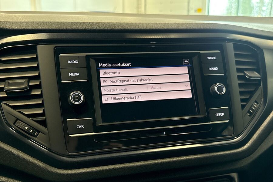 Volkswagen T-Roc vaihtoauto