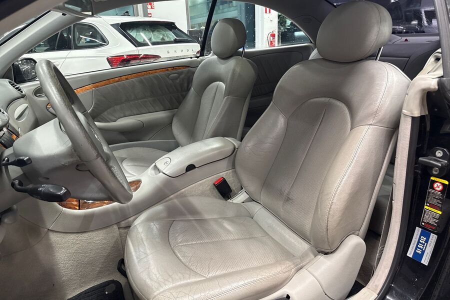 Mercedes-Benz CLK vaihtoauto