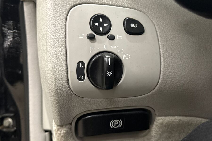 Mercedes-Benz CLK vaihtoauto