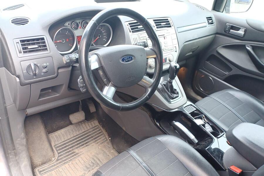 Ford Kuga vaihtoauto