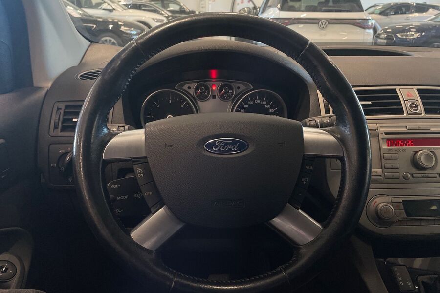 Ford Kuga vaihtoauto