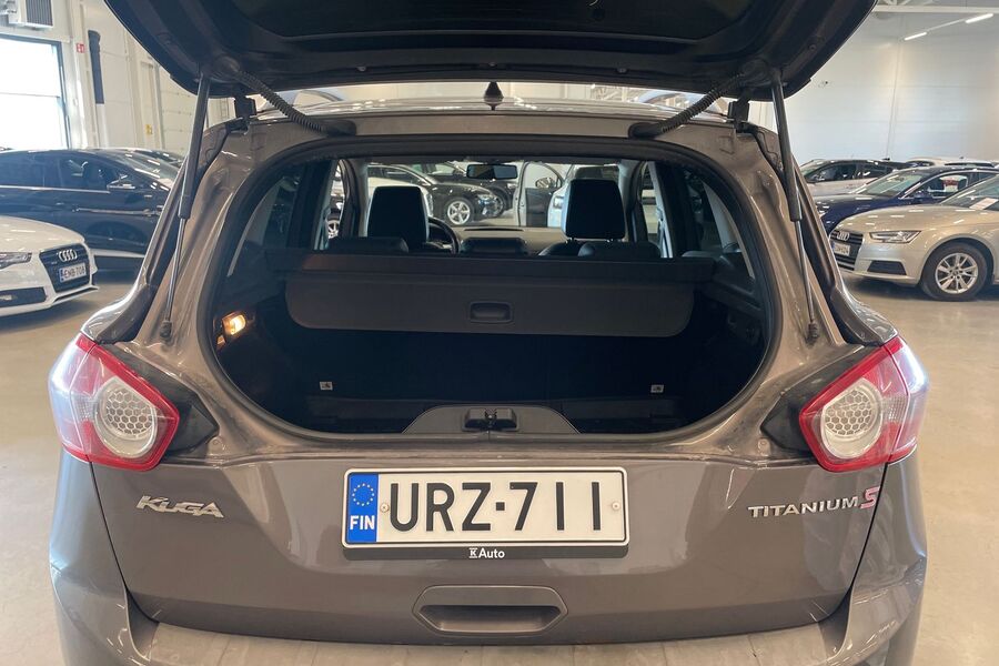 Ford Kuga vaihtoauto
