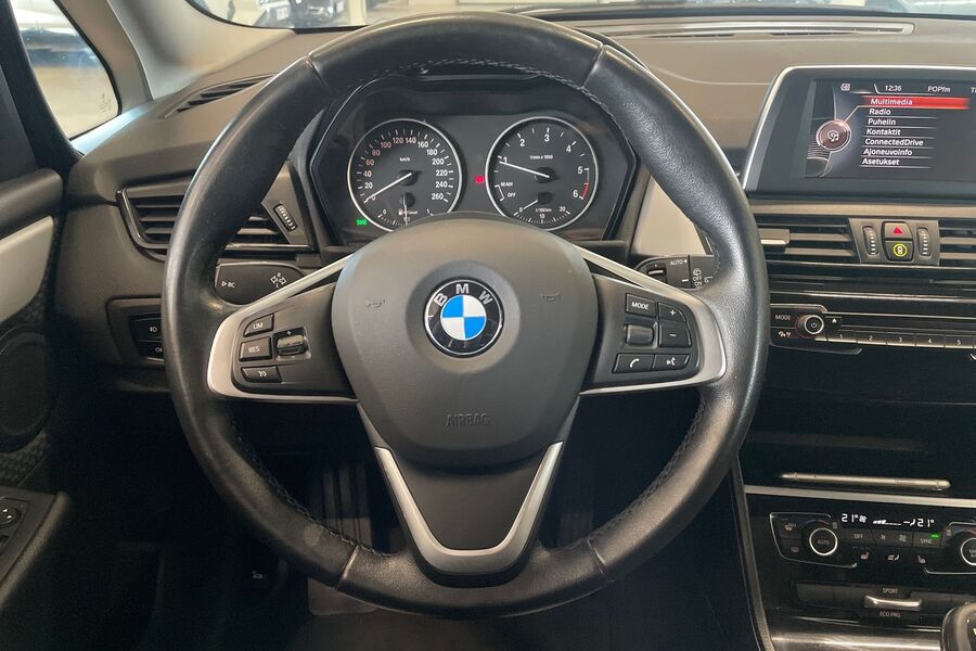 BMW 218 vaihtoauto
