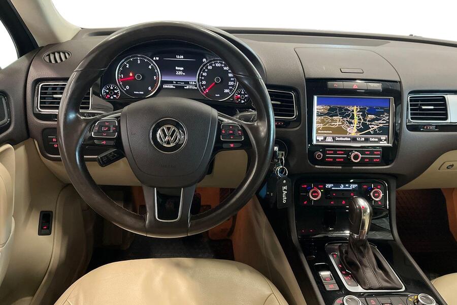 Volkswagen Touareg vaihtoauto
