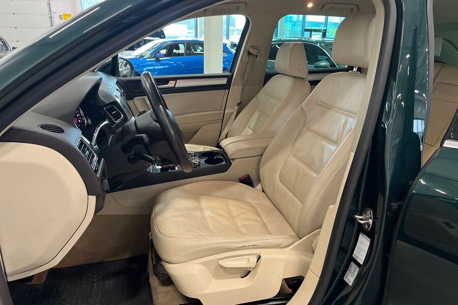 Volkswagen Touareg vaihtoauto