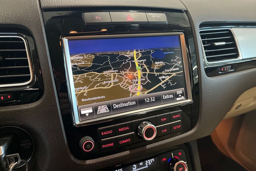 Volkswagen Touareg vaihtoauto