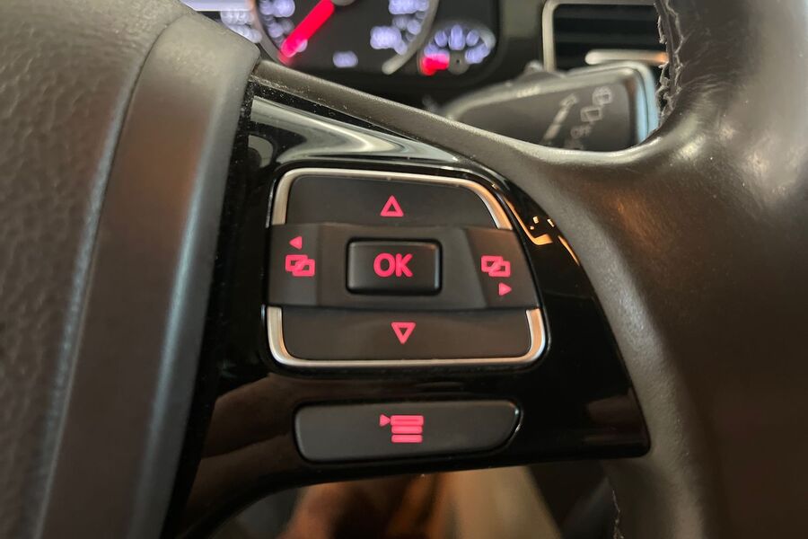 Volkswagen Touareg vaihtoauto