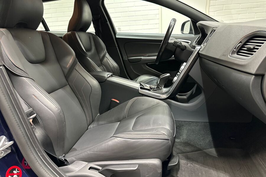 Volvo V60 vaihtoauto